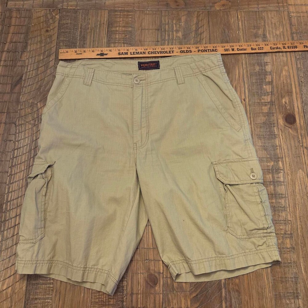 Men's Tan and Cream Shorts